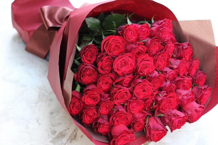 50本の赤バラの花束|大阪で想いを形にする花屋なら堂島花壇